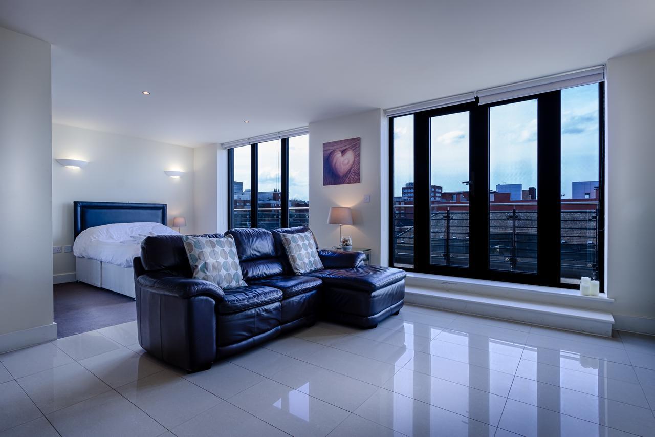 Halo Serviced Apartments - The Point Шефилд Экстерьер фото